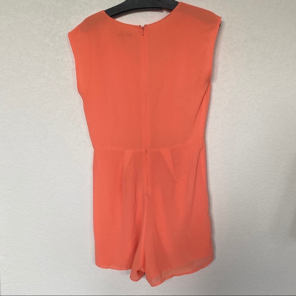 Coral romper - Picture 4 of 5